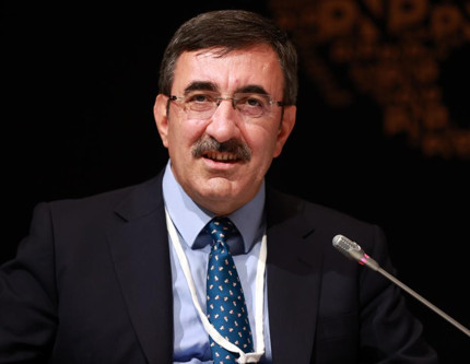 Cumhurbaşkanı Yardımcısı Yılmaz'dan Bayraktar KIZILELMA'ya tebrik