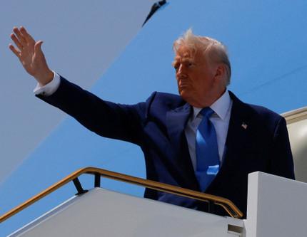 Trump, Körfez ülkelerinden 3 trilyon dolarlık anlaşmaya dönüyor