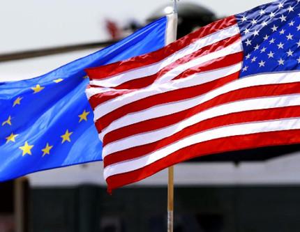 Trump, AB'ye uygulanacak yüzde 50'lik tarifeyi 9 Temmuz'a erteledi