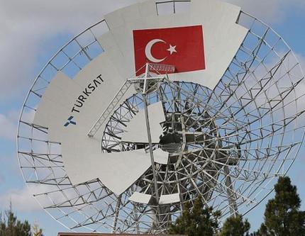 Suriye'nin resmi haber kanalı Türksat üzerinden yayına başladı