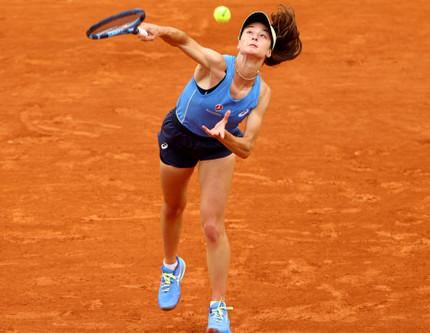 Tarihte ilk kez: Zeynep Sönmez, Wimbledon'da 2. tura çıktı