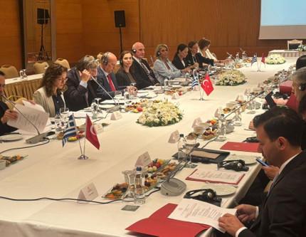 Türkiye ve Yunanistan'dan turizmde işbirliği: Kapıda vize adaları artar mı?