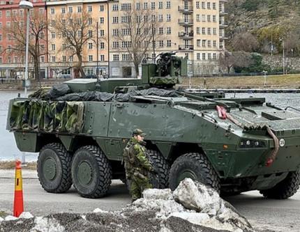 Almanya'dan NATO için 25 milyar euroluk savunma hamlesi: 1000 Leopard 2 tankı almayı değerlendiriyor