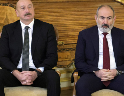 Beyaz Saray'daki zirvede Azerbaycan ile Ermenistan "barış için" ortak deklarasyona imza attı