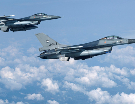 Polonya'dan F-16 modernizasyonu için 3.8 milyar dolarlık anlaşma