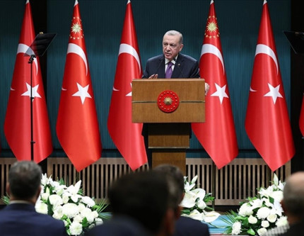 Cumhurbaşkanı Erdoğan: "Eylül'ün ilk haftasında 3 yıllık OVP'yi paylaşacağız"