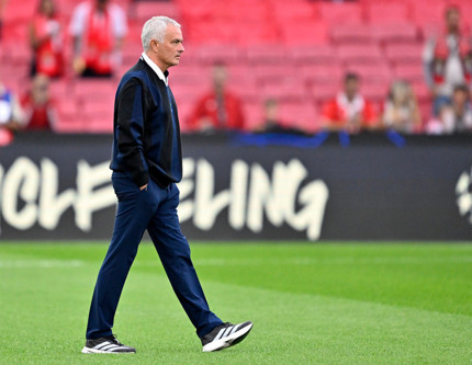 Fenerbahçe, Mourinho ile yolları ayırdı
