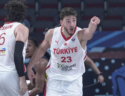 12 Dev Adam'ın çeyrek finaldeki rakibi Polonya oldu