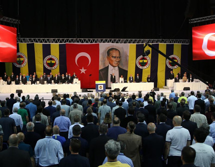 Fenerbahçe'de olağanüstü mali genel kurul kararı