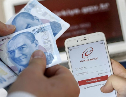 SGK'dan uyarı: "Hizmet dökümünü kontrol edin, primler emeklilikte geçersiz sayılabilir"