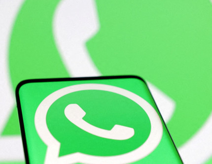 WhatsApp, iPhone uygulamasına mesaj çeviri özelliği getirdi