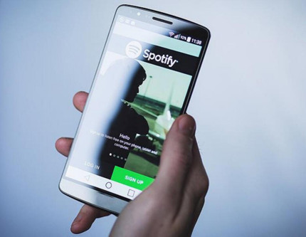 Spotify’dan müzikleri yapay zekadan korumak için hamle: Sony, Universal ve Warner’la işbirliği