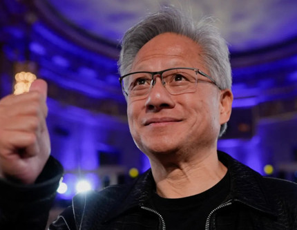 Yapay zeka rallisi rekor getirdi: Nvidia 5 trilyon dolarlık piyasa değerine ulaşan ilk şirket oldu