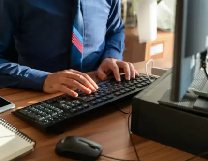 ABD'de özel istihdam beklentilerin üzerinde arttı