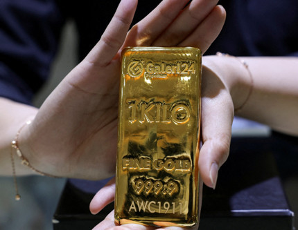 Altın fiyatları iki haftanın zirvesinde: Faiz indirimi beklentileriyle birlikte yükseliyor