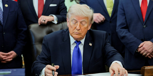 Trump köşeye sıkıştı: Biden'ın son döneminden bile kötü halde, destek eriyor