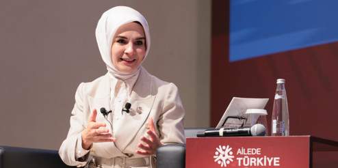 Roblox Türkiye'ye dönüyor mu? Bakan Göktaş son durumu açıkladı: "Şartı kabul ederlerse kapı açık"