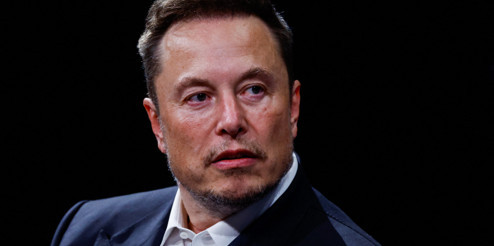 Musk'ın büyük hayaliydi: Tesla hayal kırıklığı yaratan ürünü 10 yıl sonra sitesinden kaldırdı