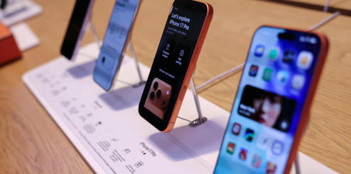 Apple'dan 20 yıllık iPhone tarihinde radikal değişim: Katlanabilir dönem başlıyor