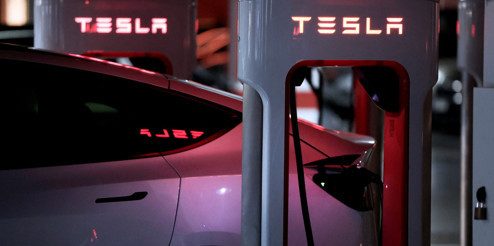Tesla'da satışlar geriledi: Küresel teslimatlar 486 binin altına indi