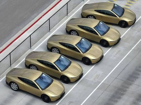 Tesla'dan sürücüsüz taksi hamlesi: Cybercab için tarih belli oldu - Resim: 3