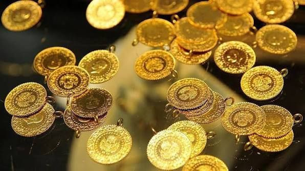 Altında yıl sonu tahminleri ne? CNBC-e 12 piyasa uzmanına sordu - Resim: 1