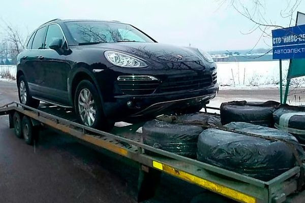 Rusya'da Porsche paniği: Yüzlerce araç çalışmadı - Resim: 1