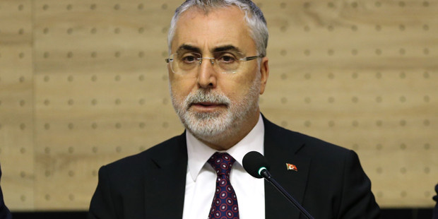 Bakan Işıkhan'dan asgari ücret açıklaması: Sendikaların görüşlerini alacağım