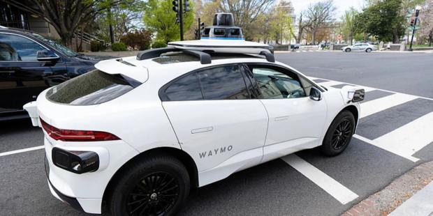 Alphabet'in şirketi Waymo ve Toyota'dan Tesla'ya yanıt gibi işbirliği: Robotaksi teknolojileri kişisel araçlara entegre edilecek