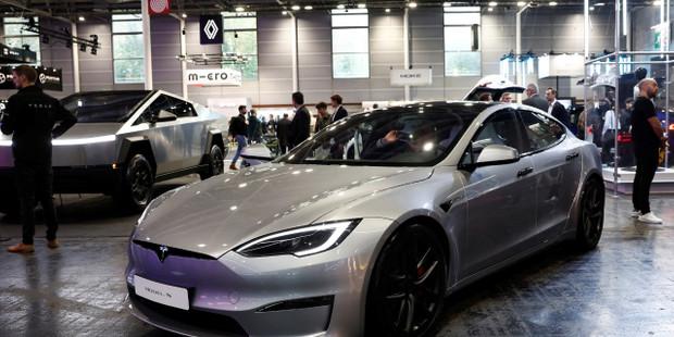 Tesla satışlarda zorlanıyor, kullanıcılar memnun değil: O modeller yeniden satışta