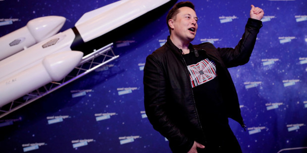 SpaceX'in halka arzı Musk'ı 'uçurdu': Net serveti 600 milyar doları aşan ilk kişi oldu