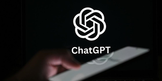 OpenAI'dan geri adım: ChatGPT'nin "yetişkin modu" rafa kaldırıldı