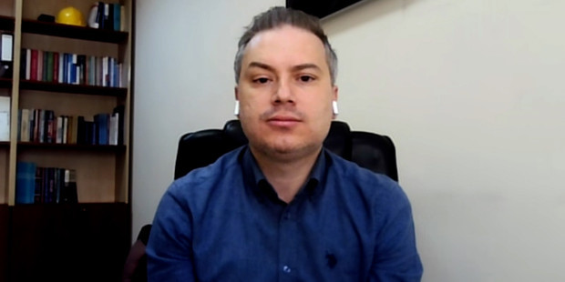 Okan Güray Bülbül, kadın çalışanların hakları ve emeklilere odaklanıyor