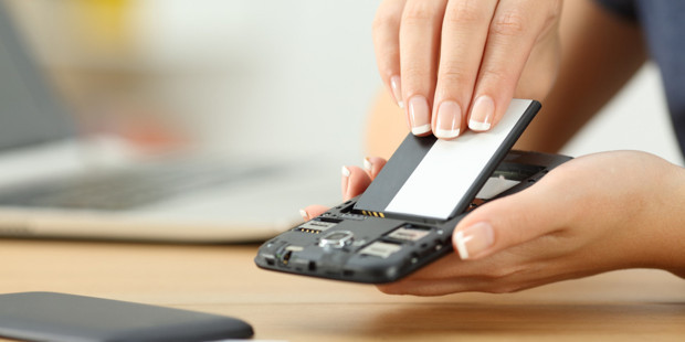 Tarihi karar geldi: 'Şarj az gidiyor diye telefon değiştirme' dönemi sona eriyor