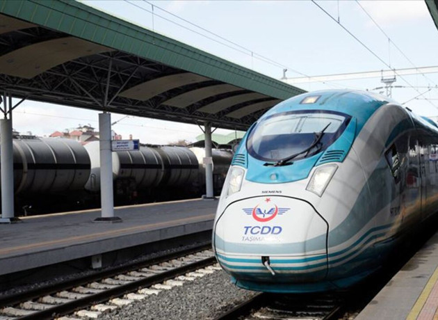 Bakan Uraloğlu açılış tarihini duyurdu: 4 şehre daha hızlı tren geliyor
