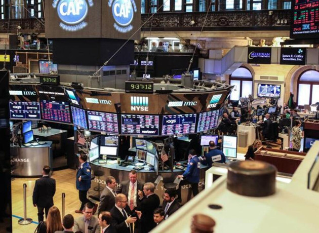 S&P 500 ve Nasdaq son bir ayın en düşük seviyesini gördü