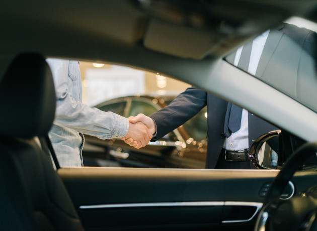 Sıfır araçta "hizmet bedeli": Mahkeme iadesine karar verdi