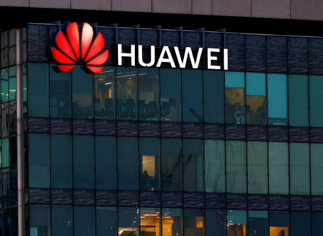 Huawei'den çip dünyasını sarsabilecek iddia: Moore Yasası'na karşı Tau Yasası!
