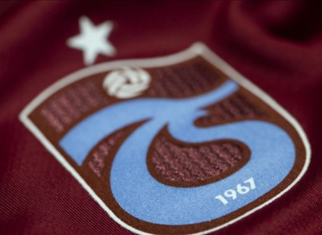 Trabzonspor, iki ayrılığı birden duyurdu