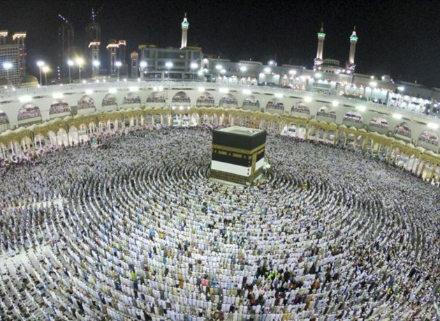 Suudi Arabistan'dan umre vizesinde yeni dönem: 1 yıl geçerli, çok giriş hakkı