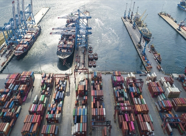 İhracat mart ayında yüzde 6,4 geriledi
