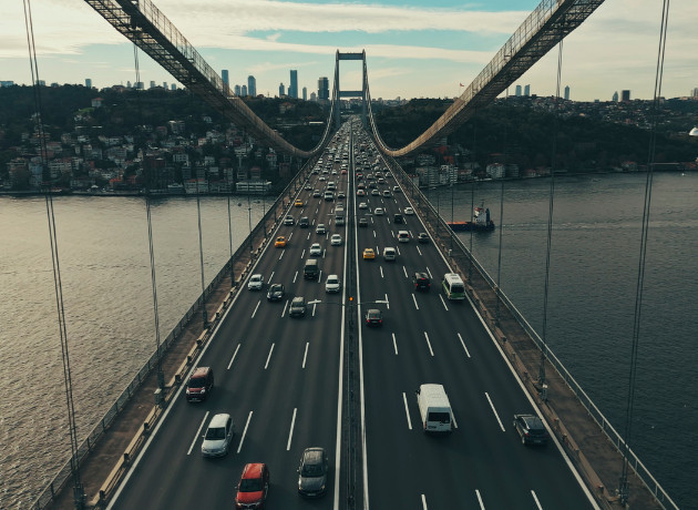 Trafik cezalarında yeni dönem! Kanun Meclis'ten geçti: İşte tüm detaylar