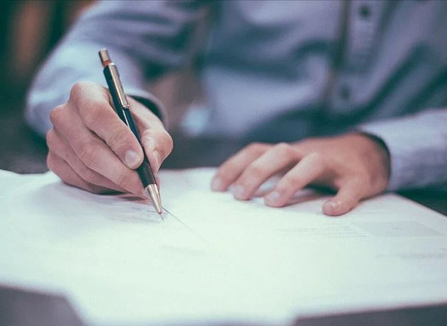 İş yerinde müdürle tartıştı, Yargıtay'dan dikkat çeken karar geldi