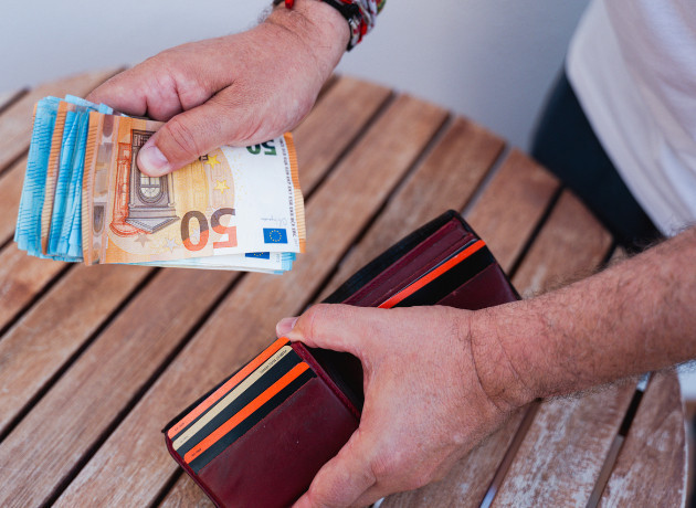 Asgari ücrette batı-doğu uçurumu büyüyor: 4 ülkede zam olmadı, Türkiye kaçıncı sırada?