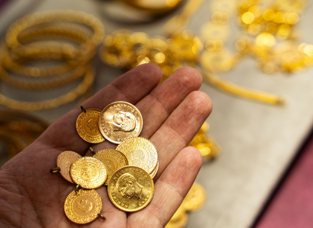 Reuters: "Türkiye'de altın varlığı GSYH'nin yarısına ulaştı, çoğu yastık altında"