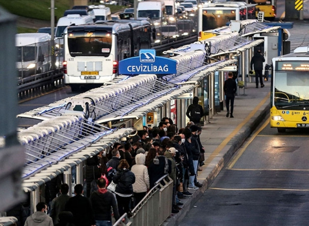 İstanbul'da toplu ulaşım, taksi ve servis ücretlerine zam! 20 Temmuz'dan itibaren geçerli olacak