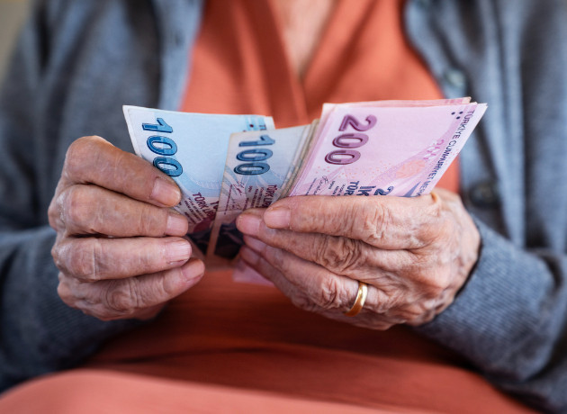 Emekli bayram ikramiyesi ne kadar olacak? İşte olası zam senaryoları