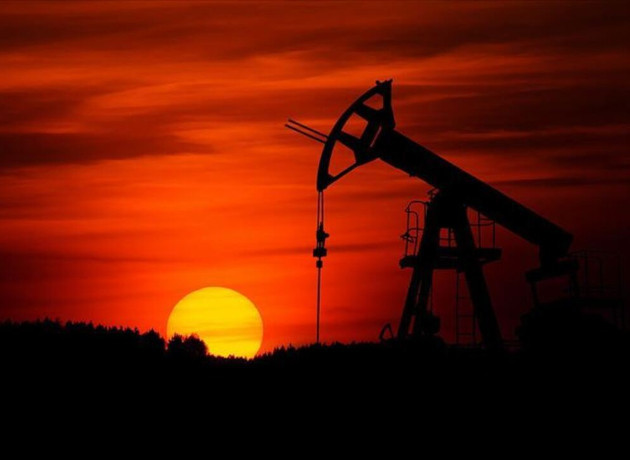 Fitch'ten Hürmüz yorumu: "Kapanma geçici, petrol fiyatlarına etki sınırlı kalabilir"