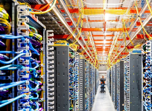 Dünyanın en büyük bulut hizmet sağlayıcısı savaş nedeniyle zorda