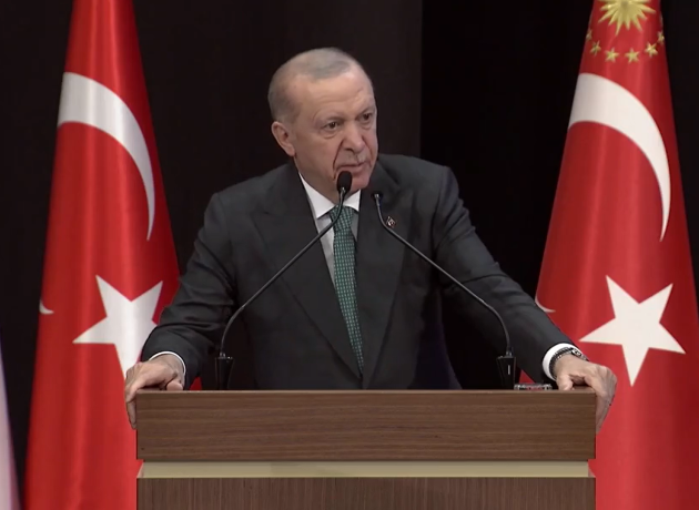 Cumhurbaşkanı Erdoğan'dan ekonomi mesajı: "Geçici zorluklarla karşılaşabiliriz, hedeflere bağlıyız"